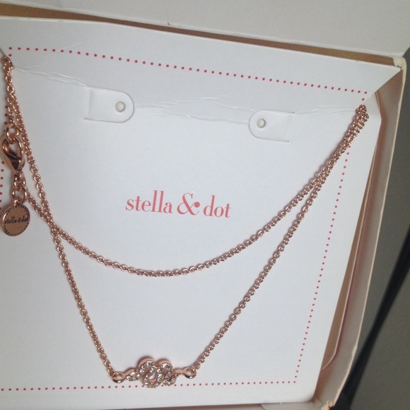 Stella & dot necklace