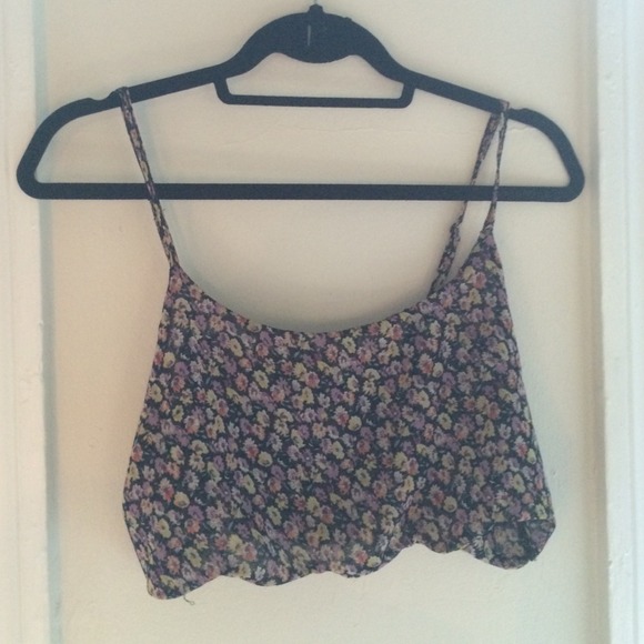 Floral cropped tank