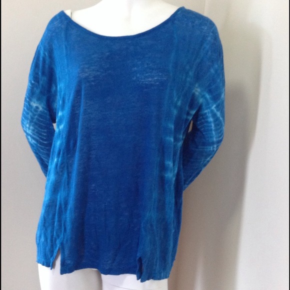Gypsy 05 Cobalt Linen Longsleeve Oversized Top