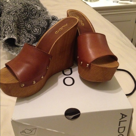 ALDO Valtreara  Wedges - Picture 1 of 3