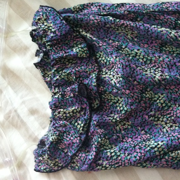 Multi-colored strapless romper - Picture 2 of 2