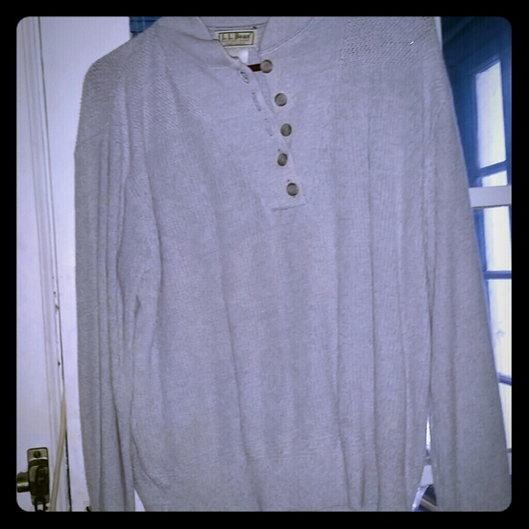 Sweater - Picture 1 of 1