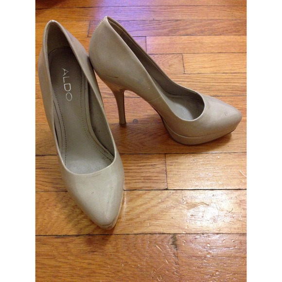Aldo nude heels