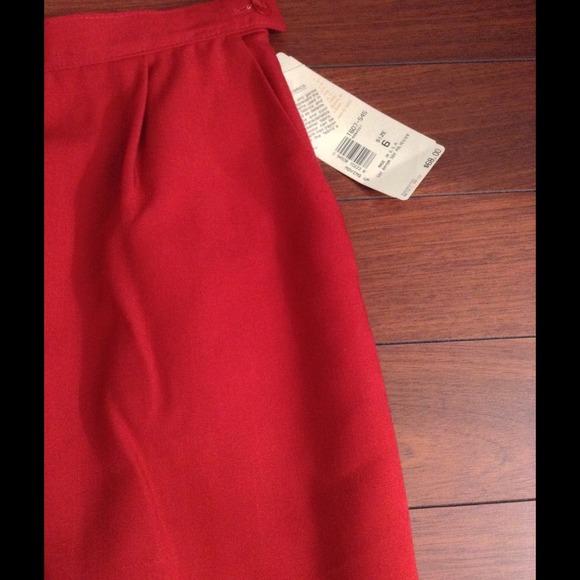 Vintage? Red pencil skirt by Pendleton! - Picture 2 of 3