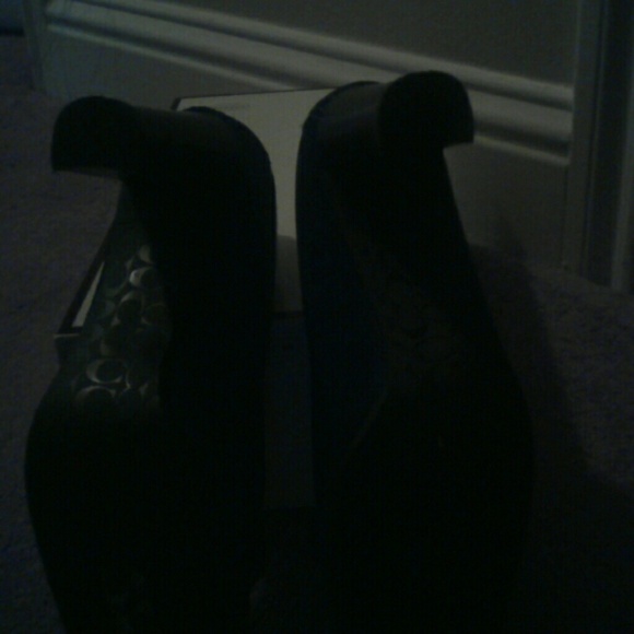 Coach high heels - Picture 3 of 3