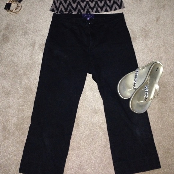 NYDJ black denim capris