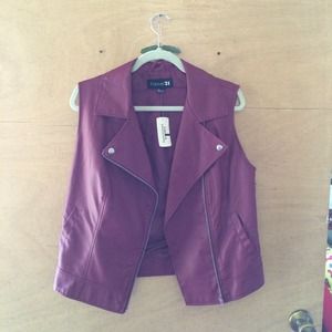 Maroon vest