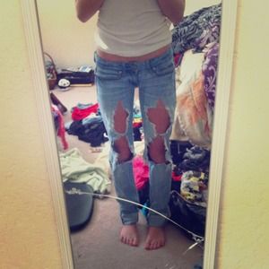 ❎RESERVED❎ American Eagle ripped jeans