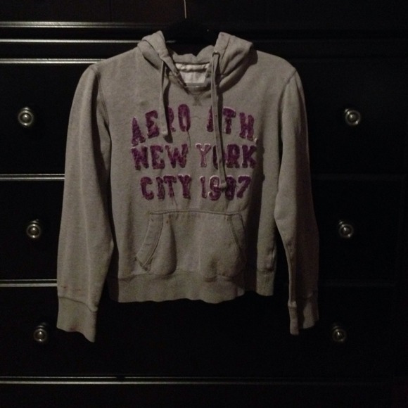 AEROPOSTALE SWEATSHIRT