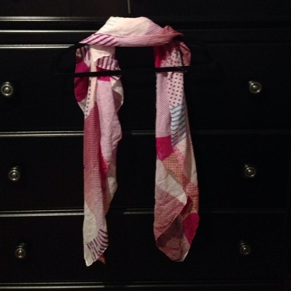 2 scarfs for the price of one