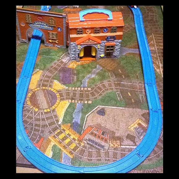 Thomas n friends Tommy tracks or track masters