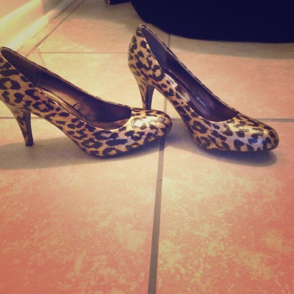 Leopard heels