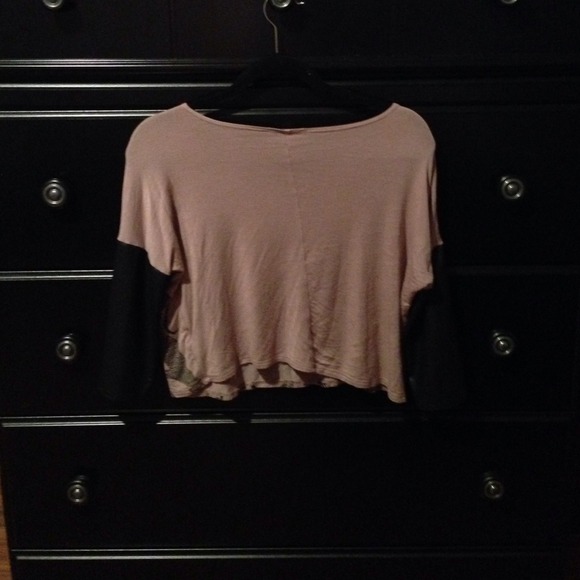 LEOPARD TOP - Picture 2 of 2