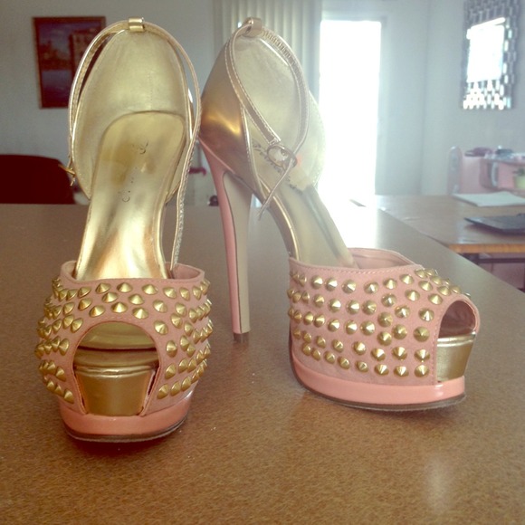 Foreign exchange gold studded pink peep toe heels