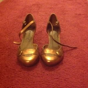 Gold heels