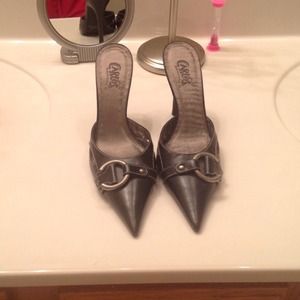 Black pointy toe heels