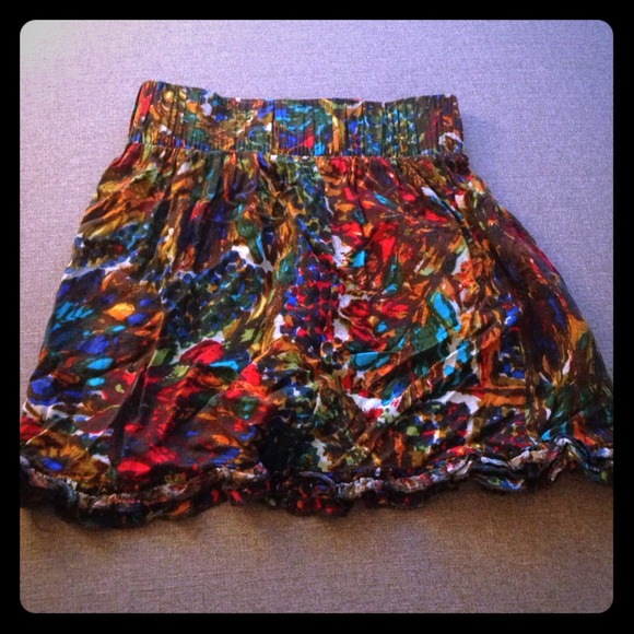 Floral skirt from Mimi Chica - Picture 1 of 1