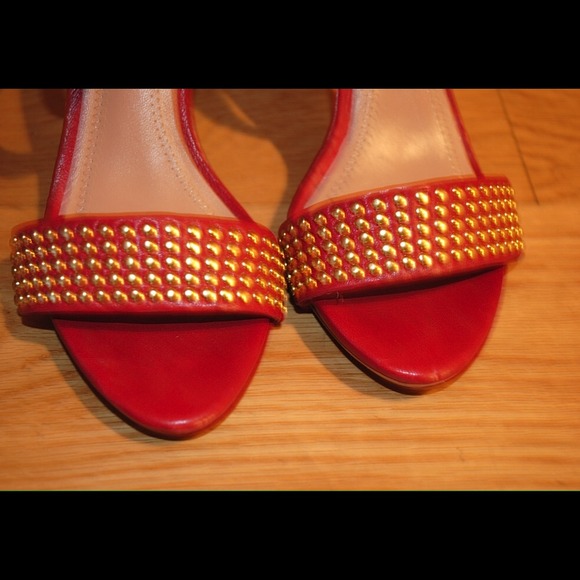 🔥host pick🔥 - Picture 2 of 3