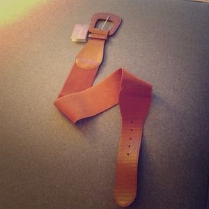 Wide waisted tan belt - NWT!