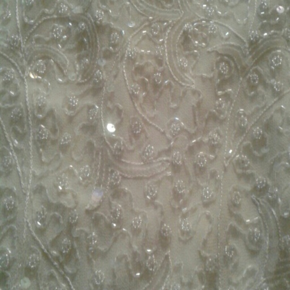 Dress - Picture 4 of 4