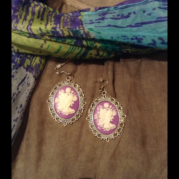 SOLD - Picture 2 of 3