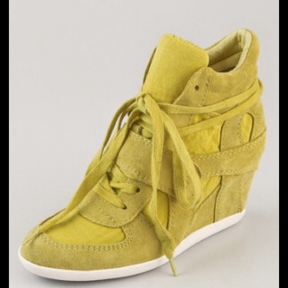 Sneaker wedges