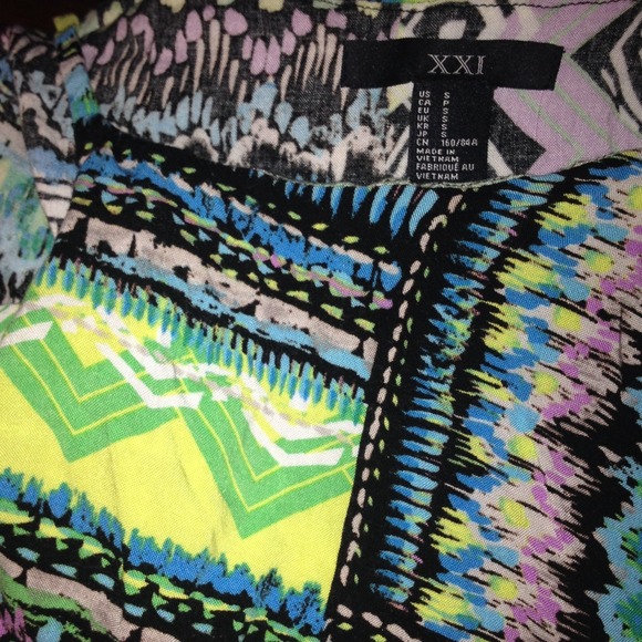 Crazy patterned romper - Picture 2 of 3