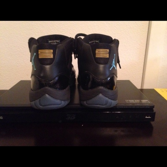 Gamma blue 11s - Picture 2 of 2