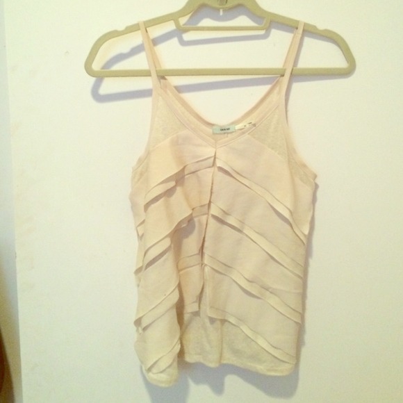 Off white tank top
