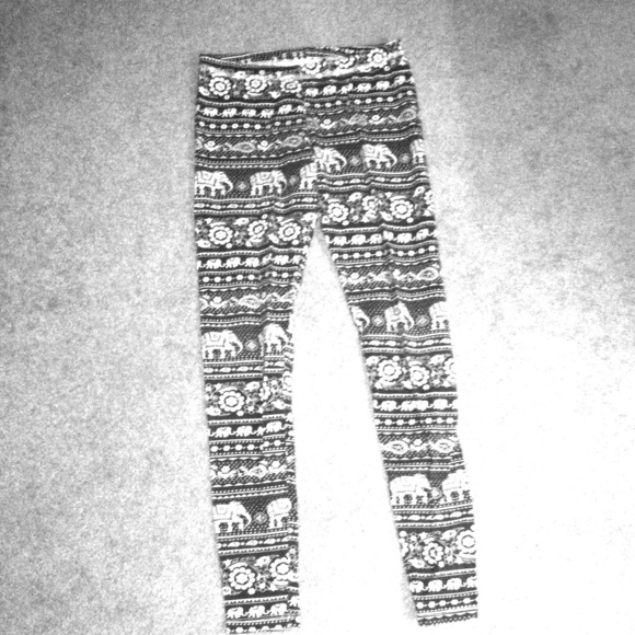 Urban Outfitters Pants - Urban Outfitters elephant leggings