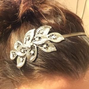 NWOT jeweled headband
