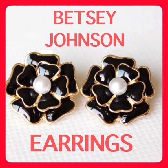 womens earrings pearl black flower EARRINGS - Picture 1 of 1