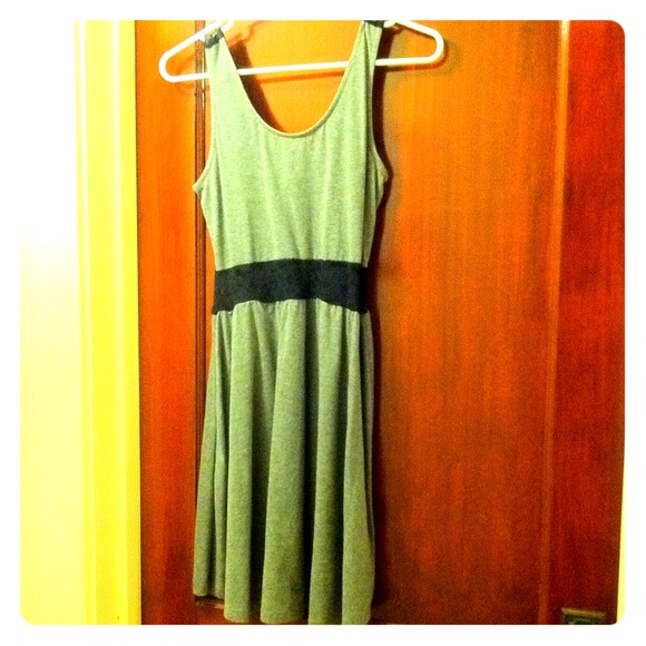 NWOT H&M gray tank dress w black lace back & waist