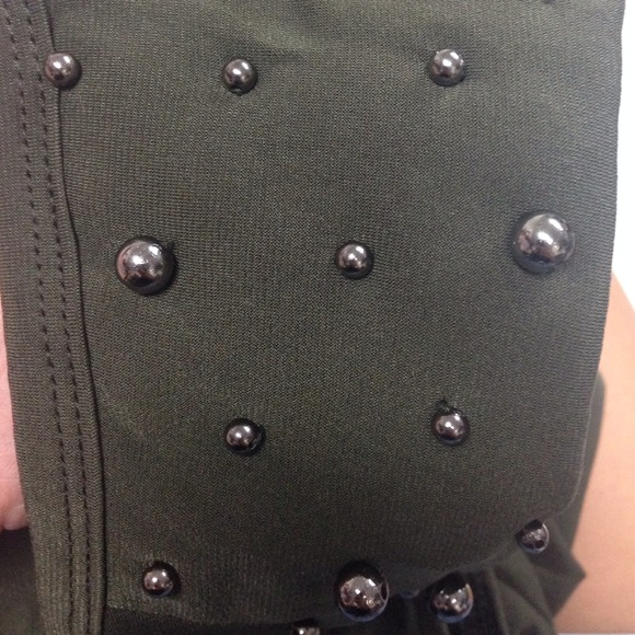 OLIVE GREEN DRESS WITH STUDS ON SLEEVES - Picture 3 of 3
