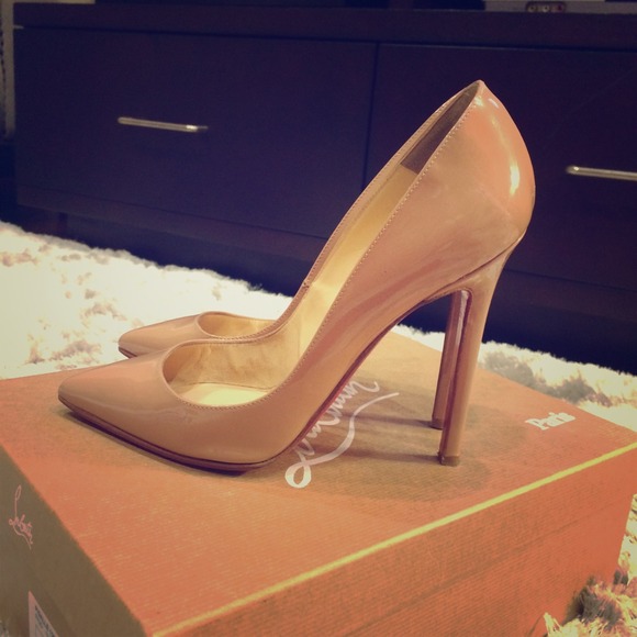 Christian Louboutin Pigalle 120mm Nude 35
