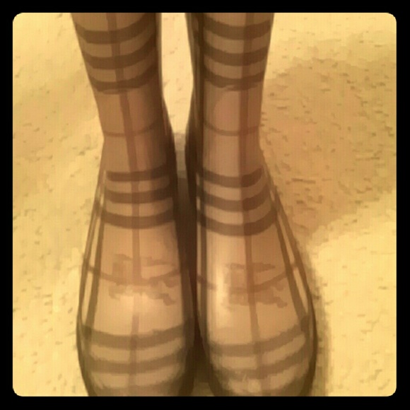 Authentic Burberry rain boots