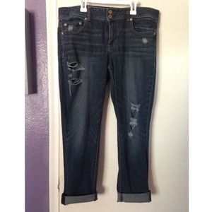 American Eagle Distresses jeans