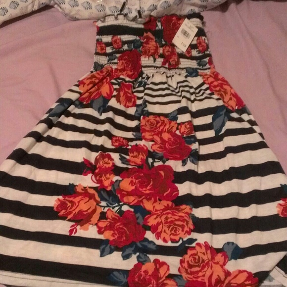 Very Cute Floral Stripped Tube Dress