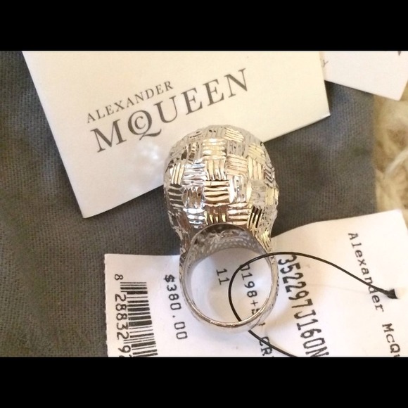 NWT Alexander Mcqueen Swarovski Crystal Ring - Picture 4 of 4