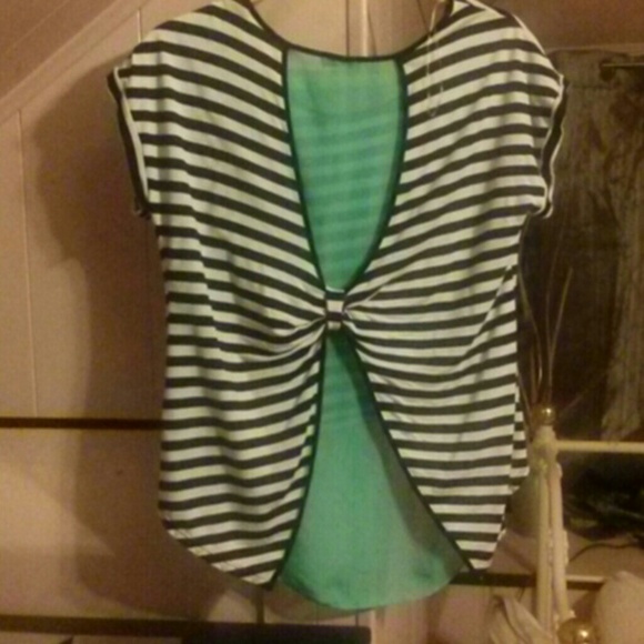 Striped top - Picture 2 of 2