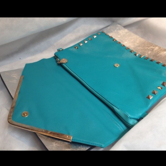 BLUE LEATHER CLUTCH - Picture 2 of 3