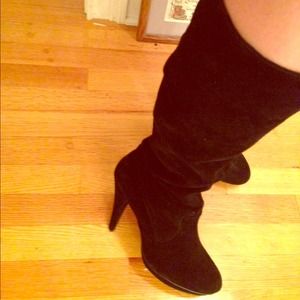 BCBG boots