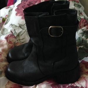 Black leather chunky heel moto chunky boot grunge