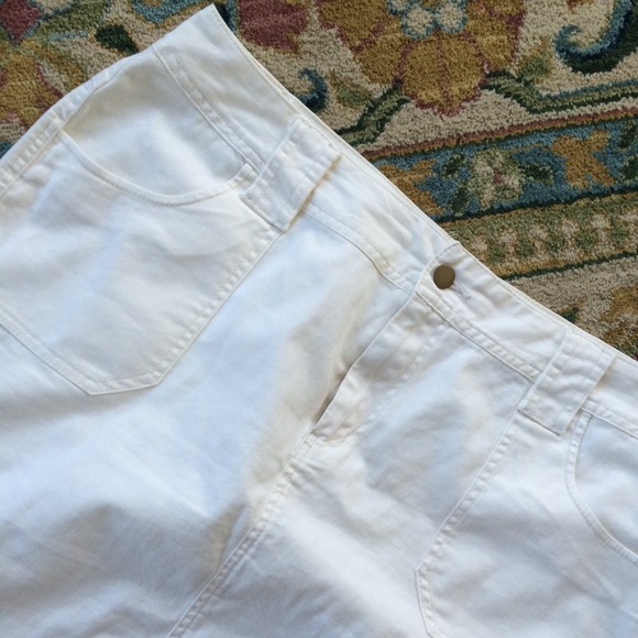 BUNDLE MAG🎀 Pretty Cream SKIRT - Soft Jeans Style - Picture 2 of 4