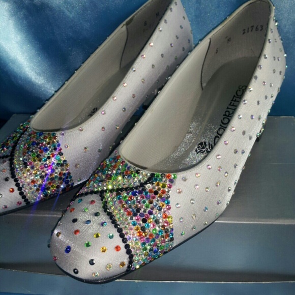 $18  Final sale Rhinestone Custom Pumps Sz 8m NWB