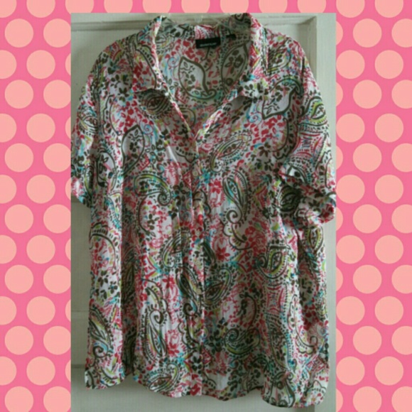 ❤SOLD❤ BOGO Short Sleeve Button Up