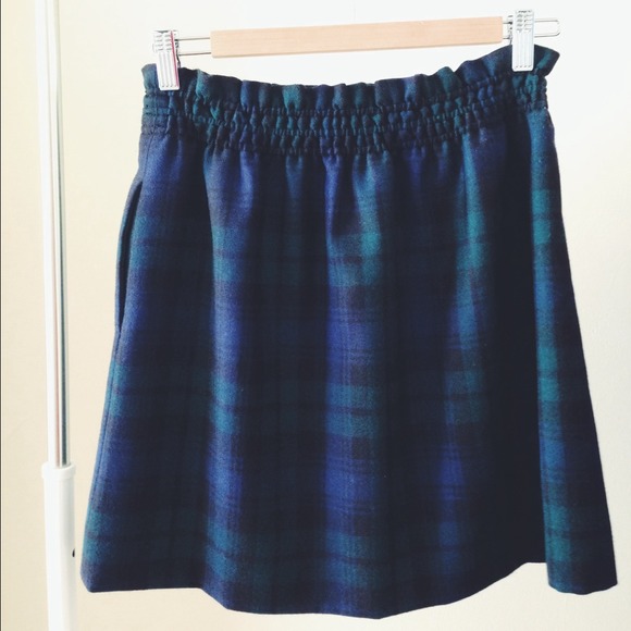 RESERVED🔹J.Crew pleated mini in black watch plaid