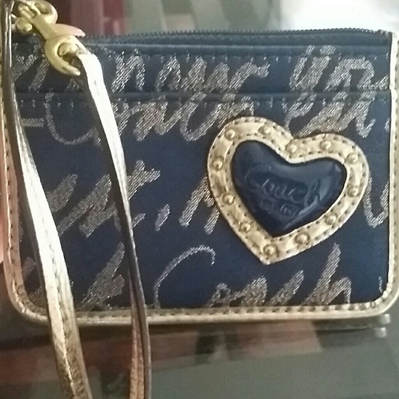 Coach ID wallet