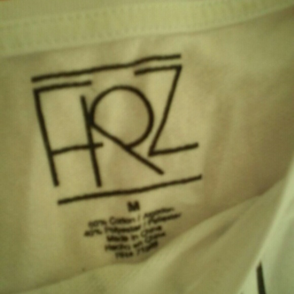 sweater - Picture 3 of 3