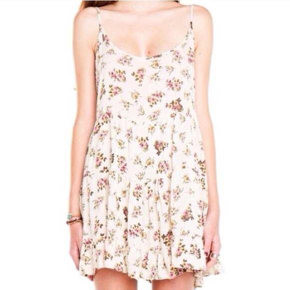 Floral Jada - Picture 4 of 4